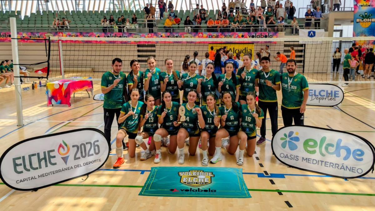 El Club Voleibol Elche se proclama subcampeón del Campeonato Autonómico Infantil Femenino de la Comunitat Valenciana