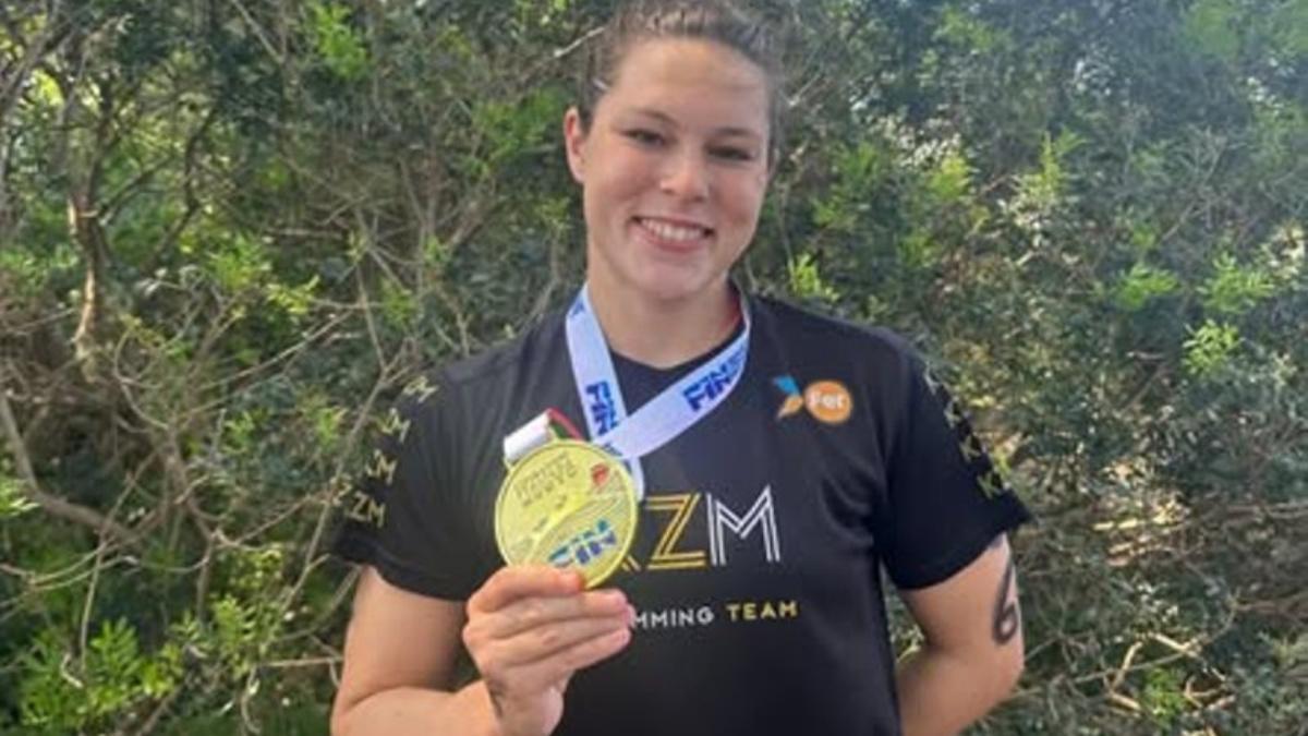 La ilicitana Ángela Martínez se proclama campeona en los 10 km del Open de Italia de aguas abiertas