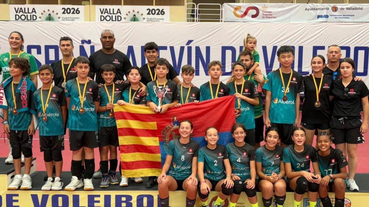 El CD Salesianos Elche logra un bronce y una quinta posición en el Campeonato de España Alevín de Voleibol de Valladolid