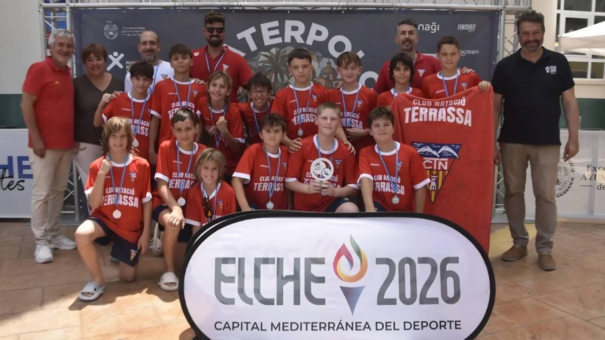El waterpolo nacional toma Elche: el Pabellón Esperanza Lag vibra con el Campeonato de España Alevín Mixto