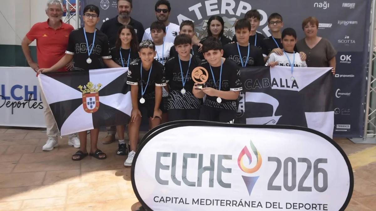 El waterpolo nacional toma Elche: el Pabellón Esperanza Lag vibra con el Campeonato de España Alevín Mixto