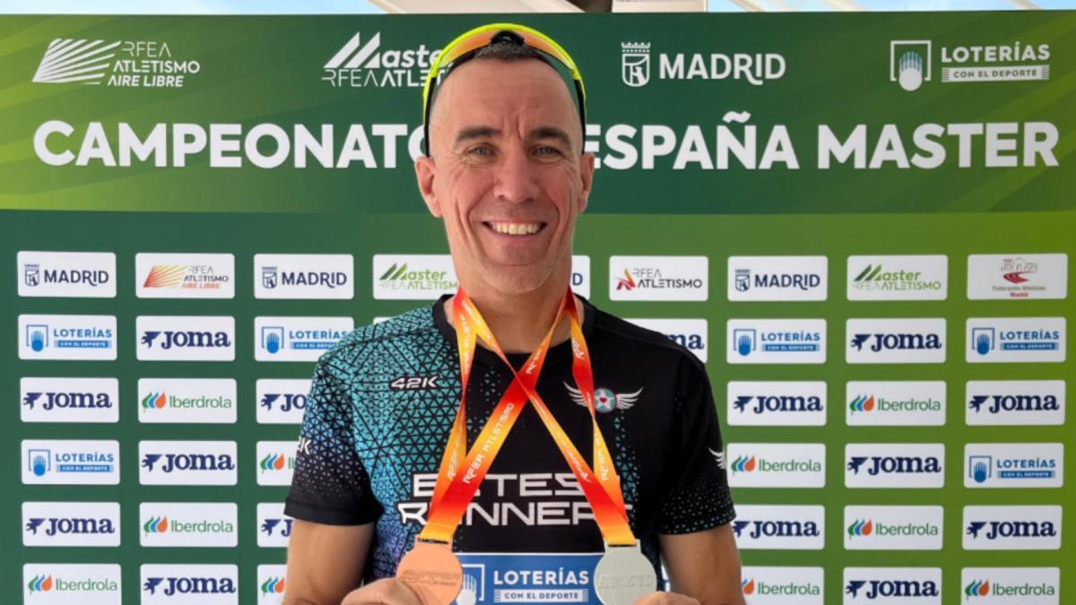 Pedro Esteso, de Esteso Runners, logra plata y bronce en el Campeonato de España Máster en Madrid Pedro Esteso, de Esteso Runners, logra plata y bronce en el Campeonato de España Máster en Madrid