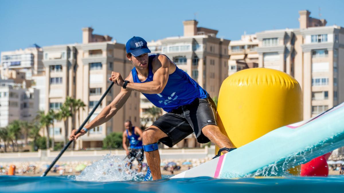 Sergio Cantoral y Alexia Soto firman el doblete en el II Elche Paddle Festival de Arenales del Sol Sergio Cantoral y Alexia Soto firman el doblete en el II Elche Paddle Festival de Arenales del Sol