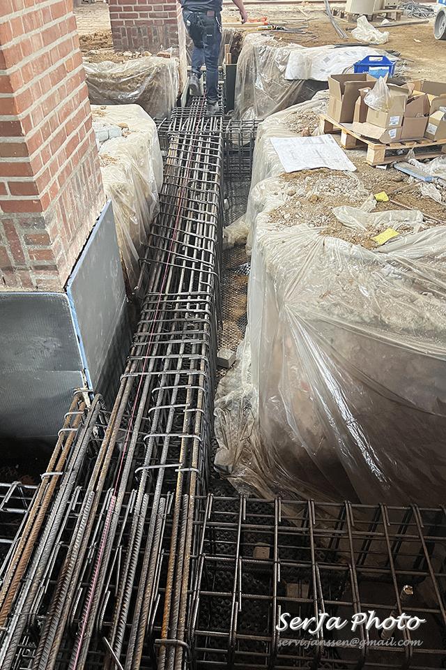 Verstevigen kerk in Nieuwdorp in volle gang
