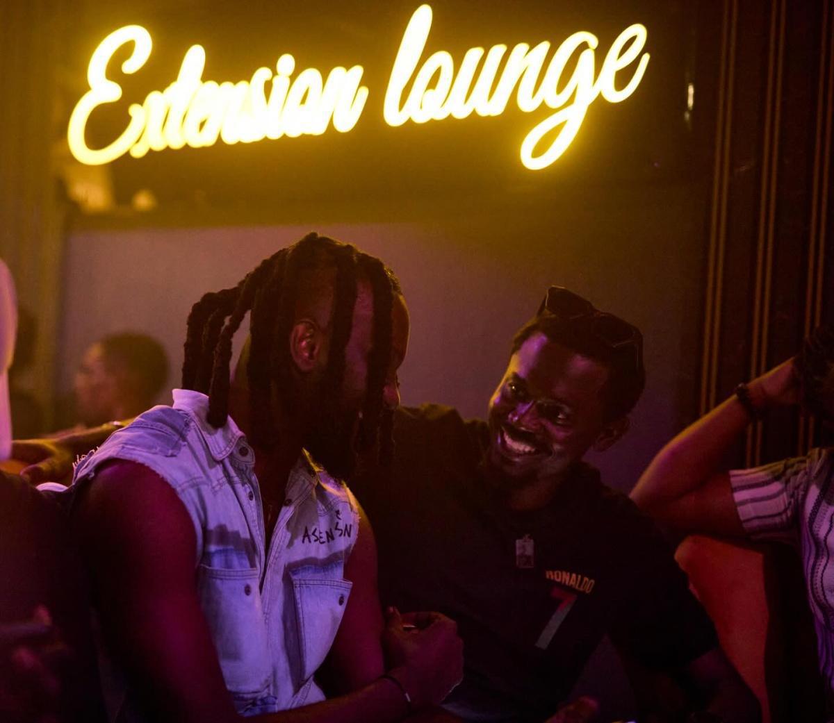 Extension Lounge Bar Extension Lounge Bar