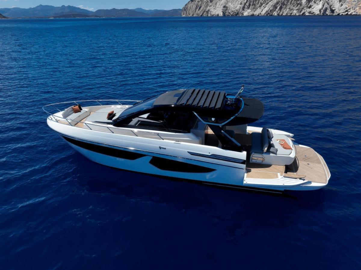 FIM Yachts : l’élégance italienne qui séduit la Méditerranée FIM Yachts : l’élégance italienne qui séduit la Méditerranée