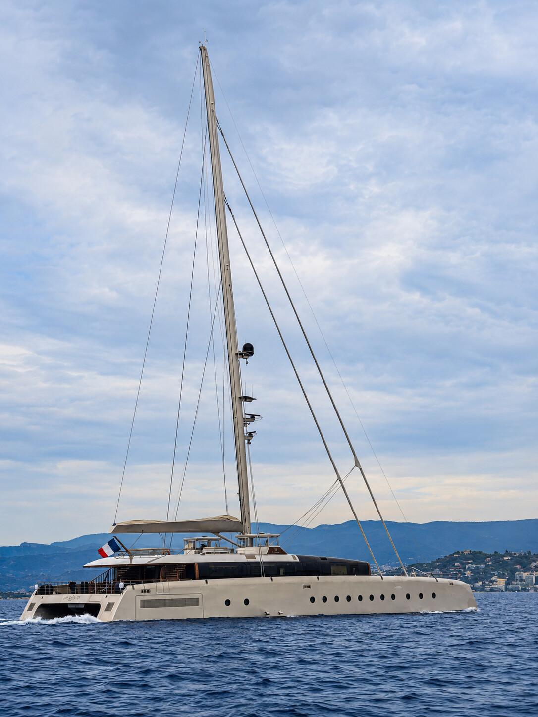 ArtExplorer : le géant des mers est le plus grand catamaran du monde ArtExplorer : le géant des mers est le plus grand catamaran du monde