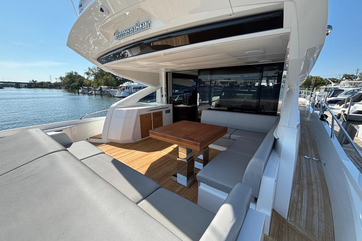 STAR OF THE SEVEN SEAS - Sunseeker Predator 74 