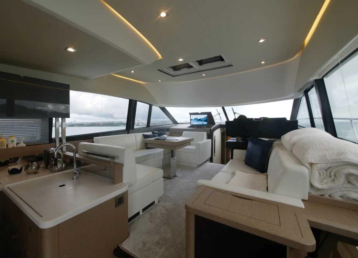 THE MIND – Prestige 500 Flybridge
