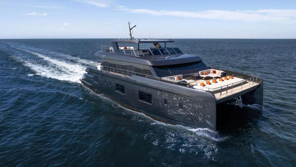 Double Happiness : le superyacht électrique qui redéfinit le luxe en mer