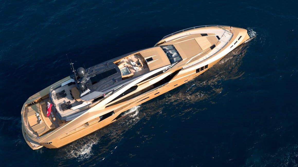 KHALILAH, le premier superyacht entièrement construit en carbone