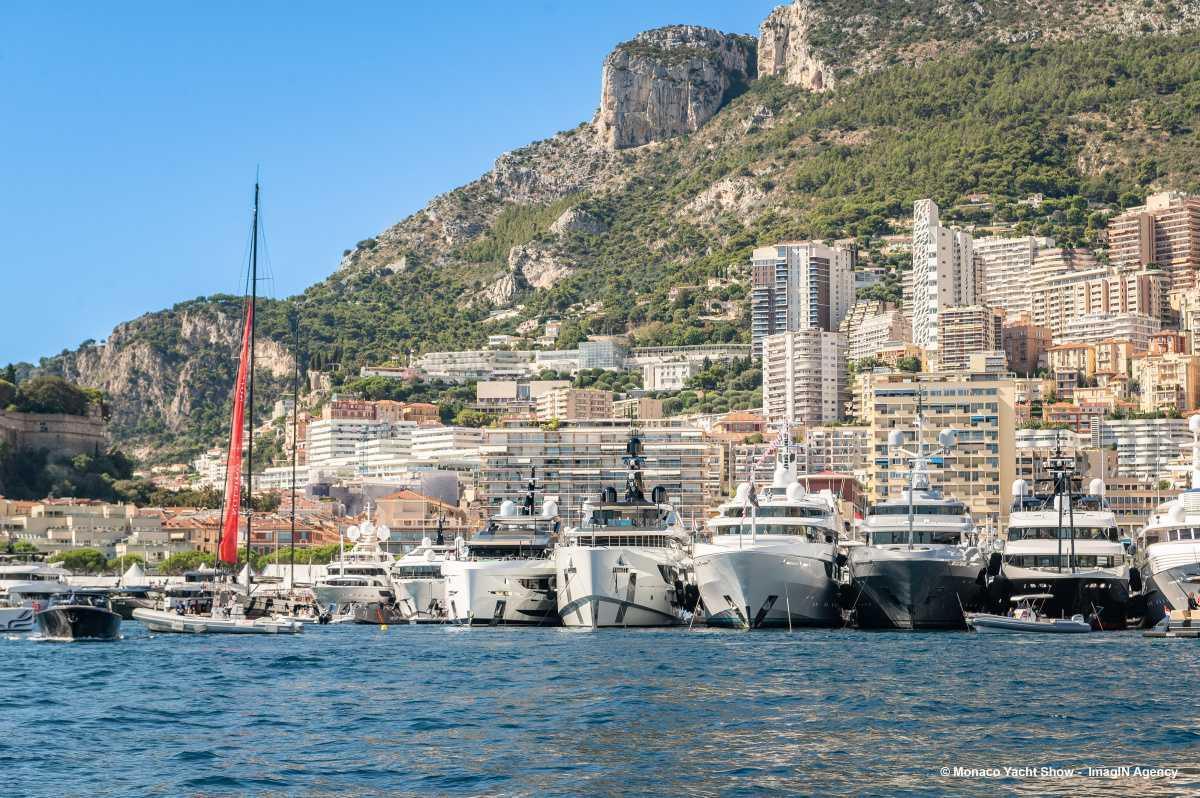 Cannes Yachting Festival ou Monaco Yacht Show : deux visions du yachting, deux expériences complémentaires