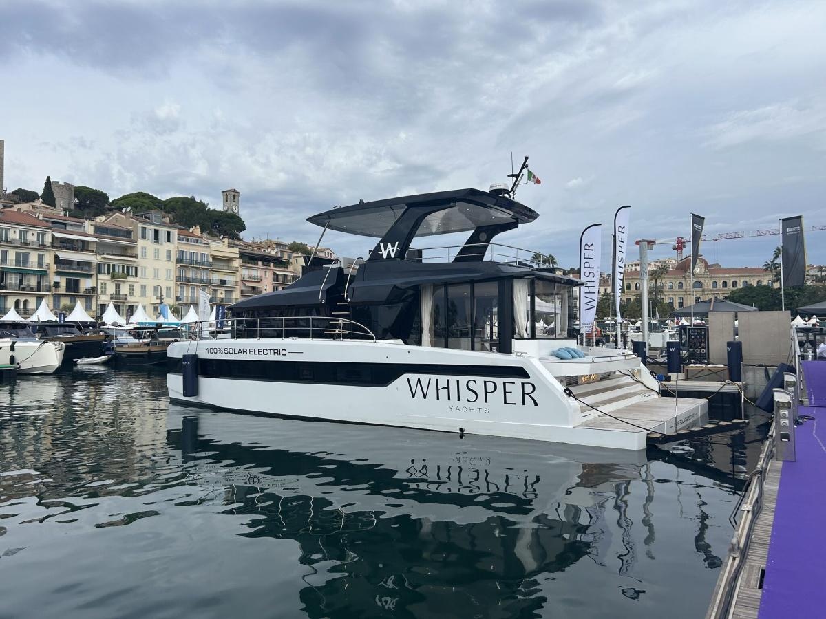 SANTA ELENA : le catamaran solaire de Whisper Yachts qui fait du silence un luxe