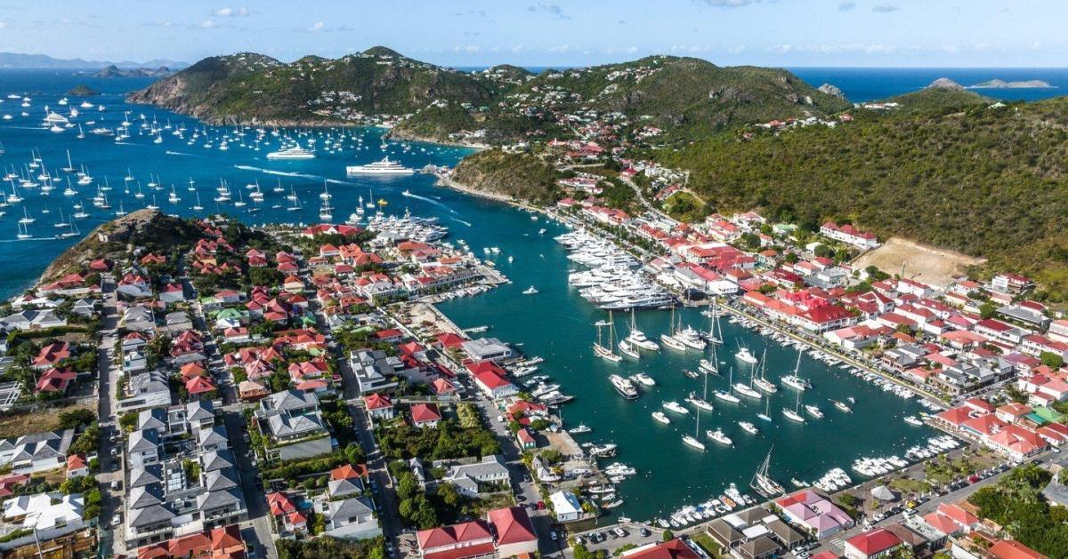 Nouvel An à Saint-Barth : le rendez-vous spectaculaire des plus grands yachts du monde
