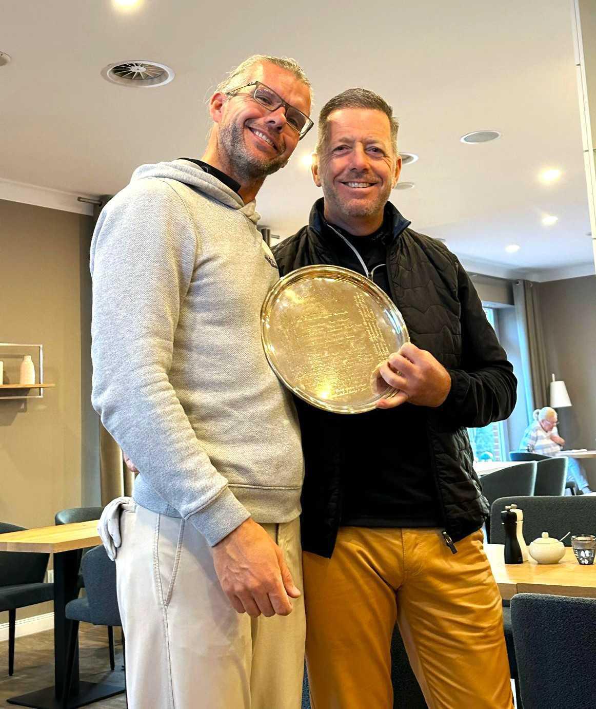 Über Sean Fitzgerald Über Sean Fitzgerald