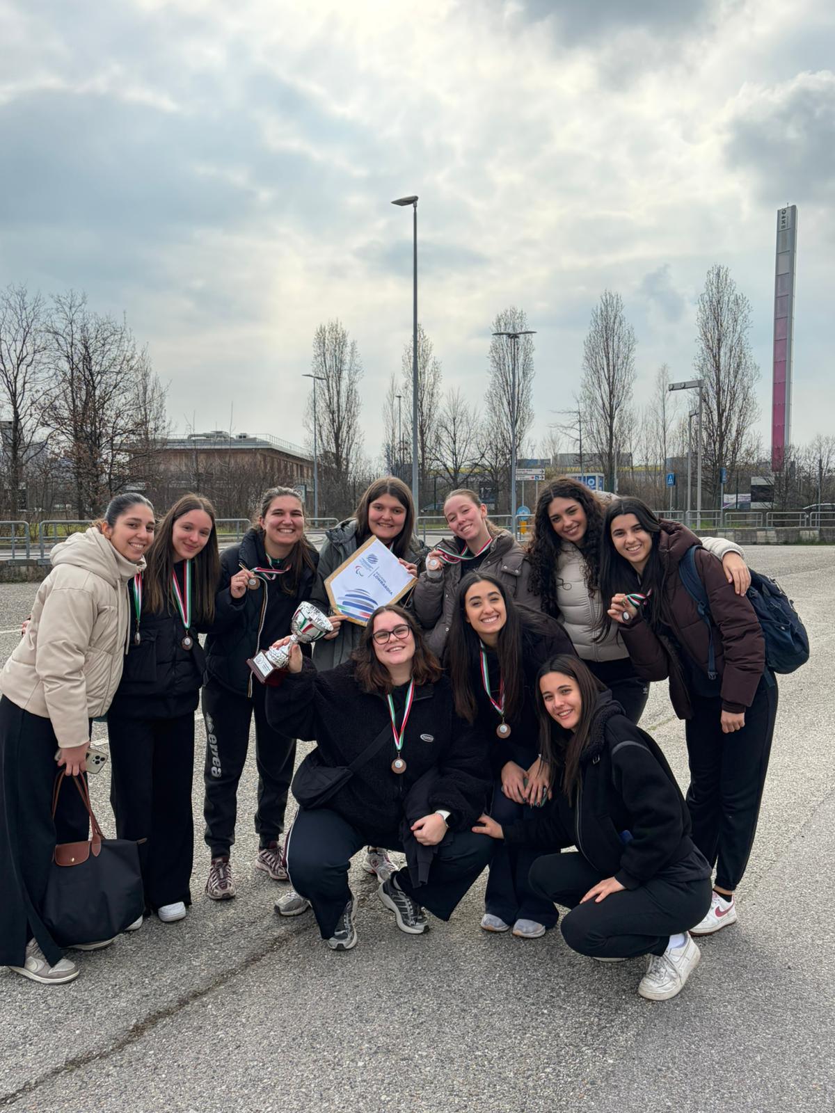 Le ragazze della II Divisione in carcere a Bollate