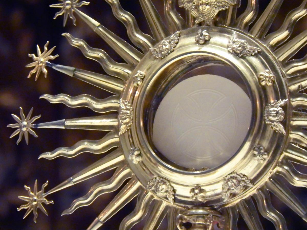 horaires adoration eucharistique 