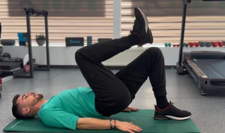 #8 Pod fesier + ridicare alternativa genunchi