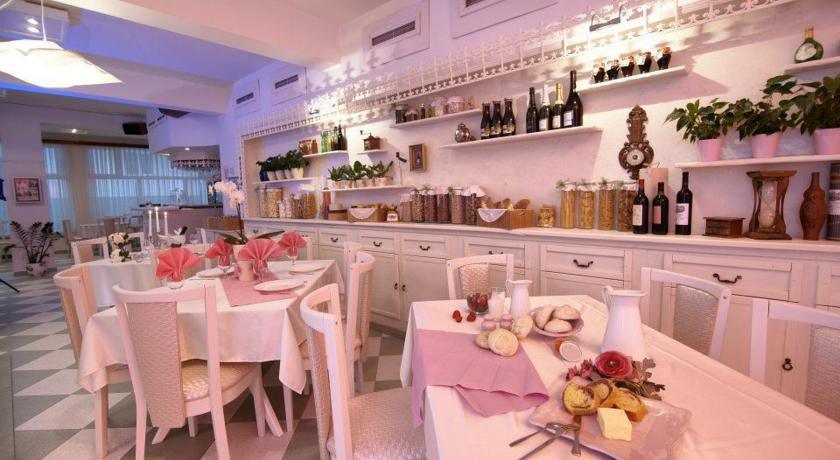 Семеен хотел Мания*** Семеен хотел Мания***