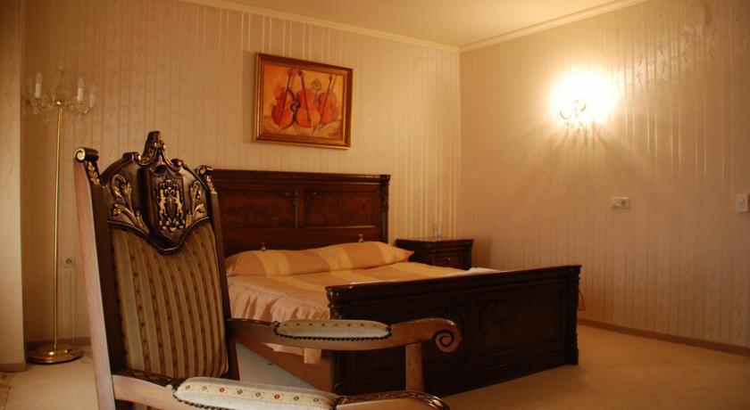 Семеен хотел Харизма*** Семеен хотел Харизма***