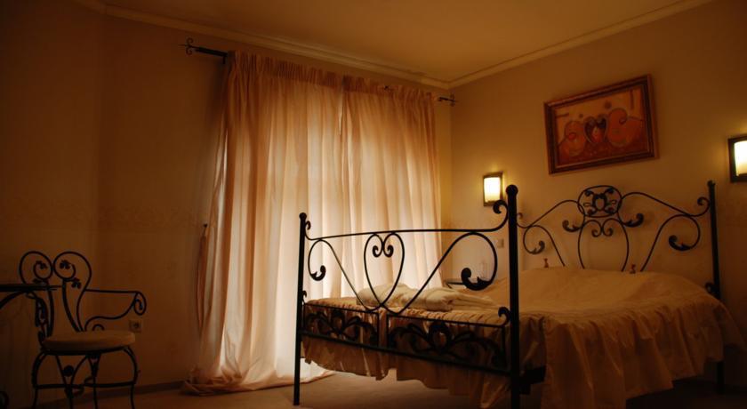 Семеен хотел Харизма*** Семеен хотел Харизма***