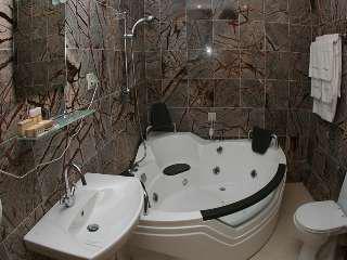 Семеен хотел Харизма*** Семеен хотел Харизма***