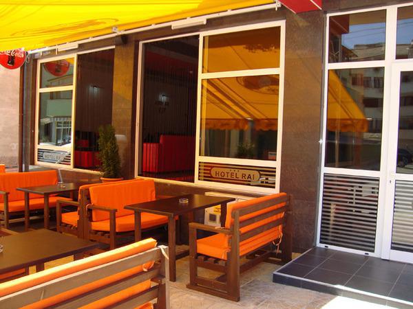 Семеен хотел Рай*** Семеен хотел Рай***