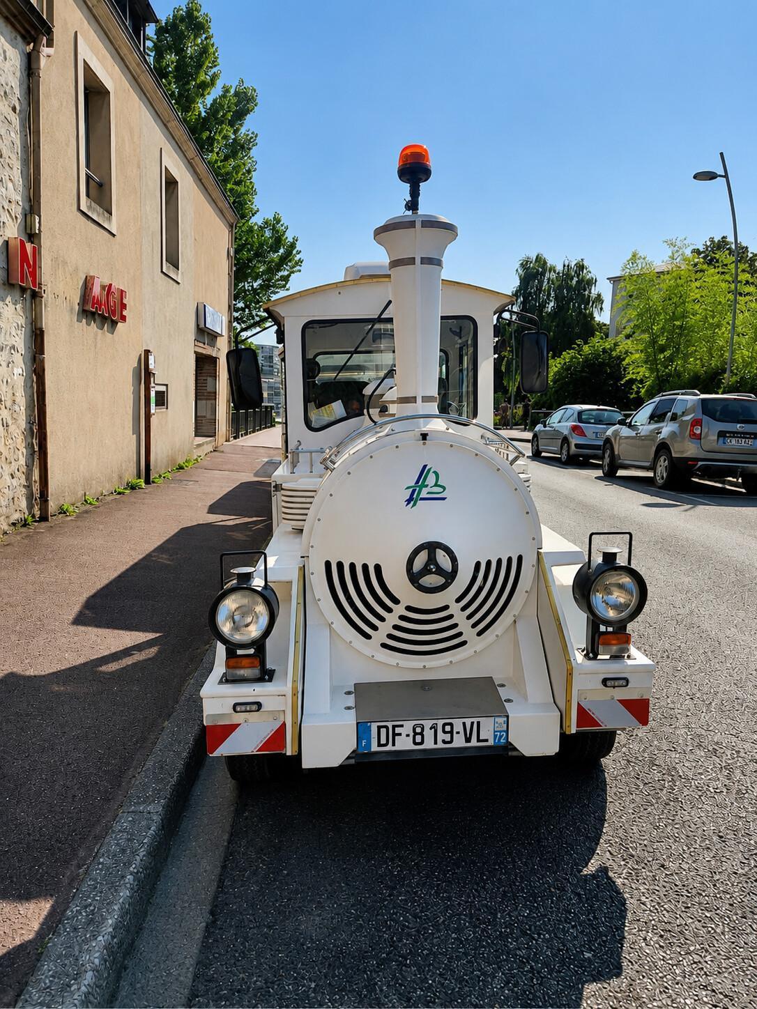 Le petit train touristique Le petit train touristique