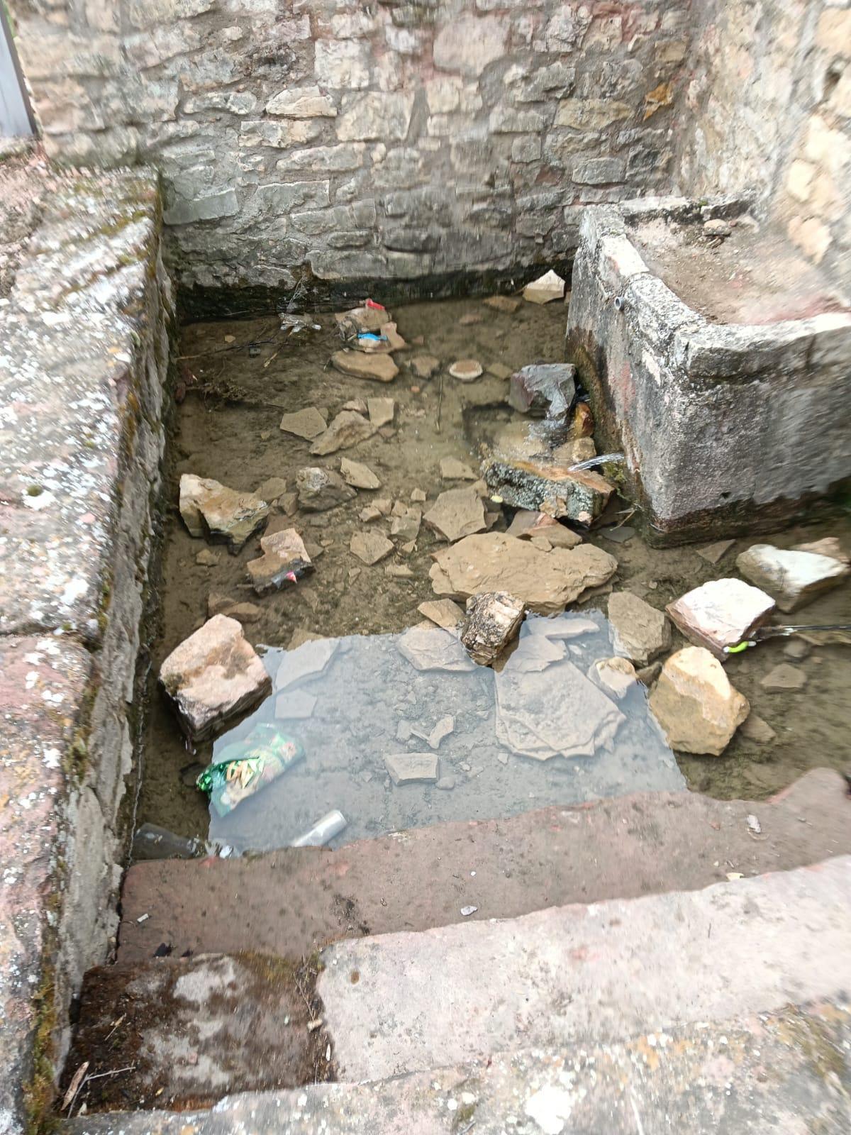 Actos vandálicos en la Fuente de los Fores