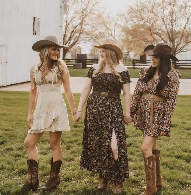 Pink Boots & Country Roots