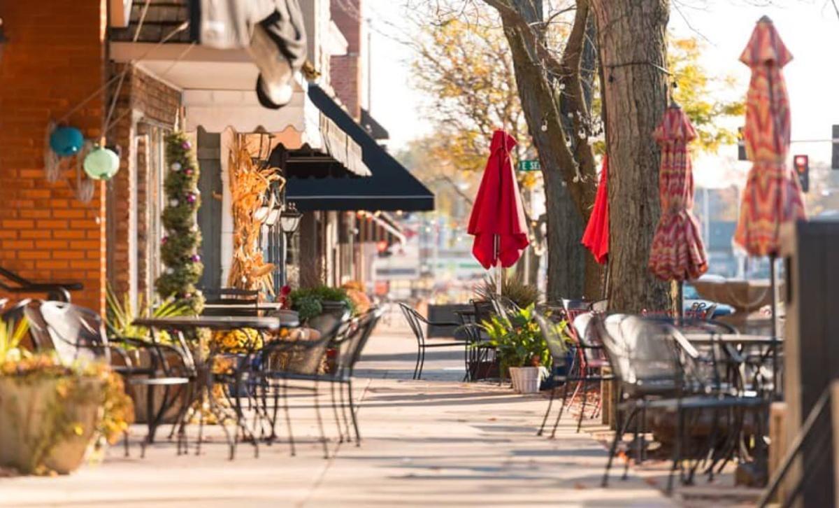 Where Great Food and Drinks Meet Great Atmosphere in Peoria Heights