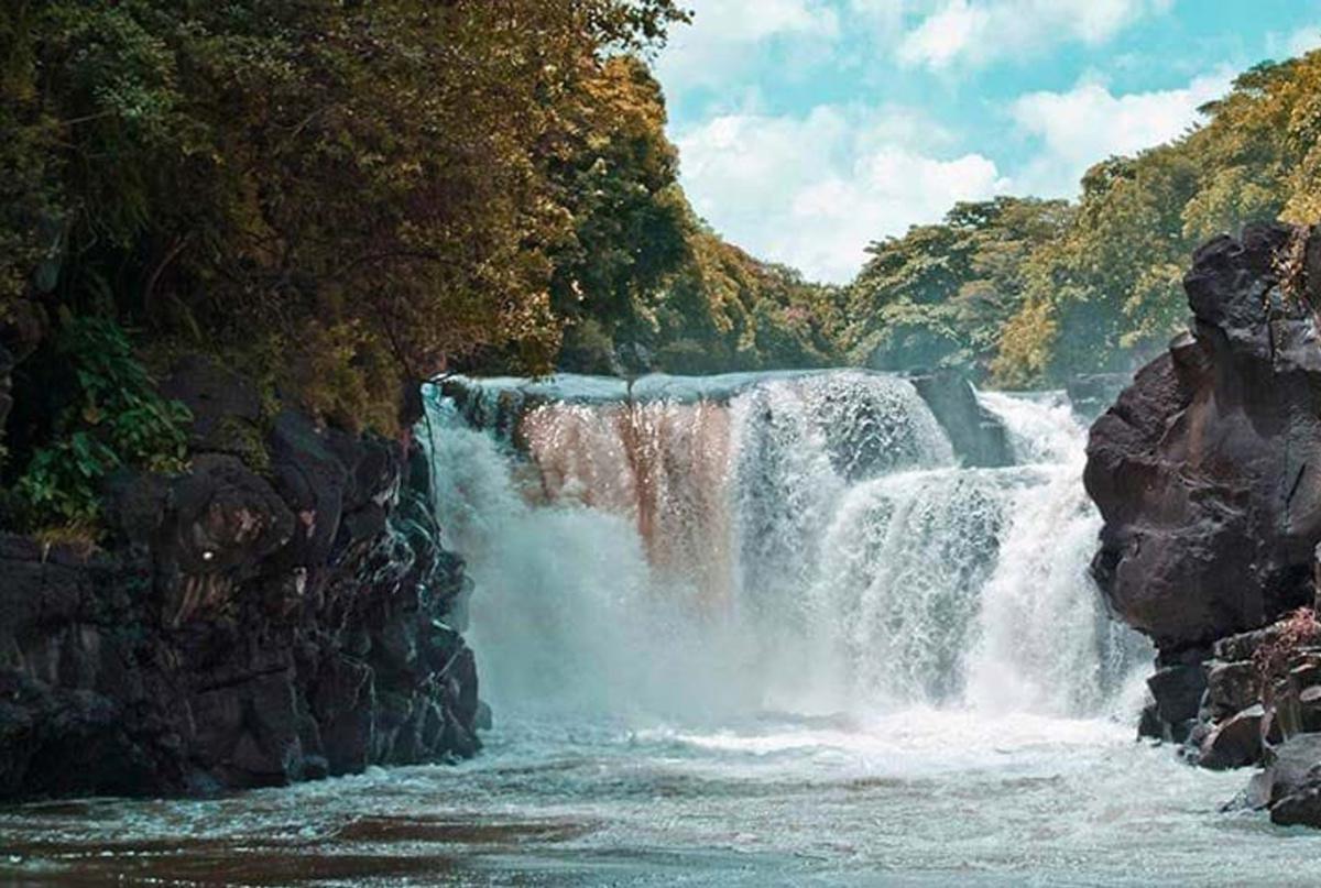 SOUTH – SPEED BOAT SOUTH – SPEED BOAT