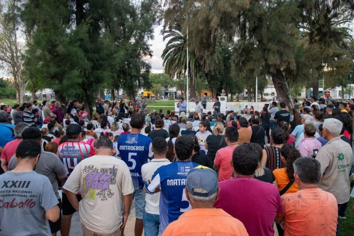 El Gobierno se reunió con vecinos de La Madrid y coordina un plan integral de obras hídricas
