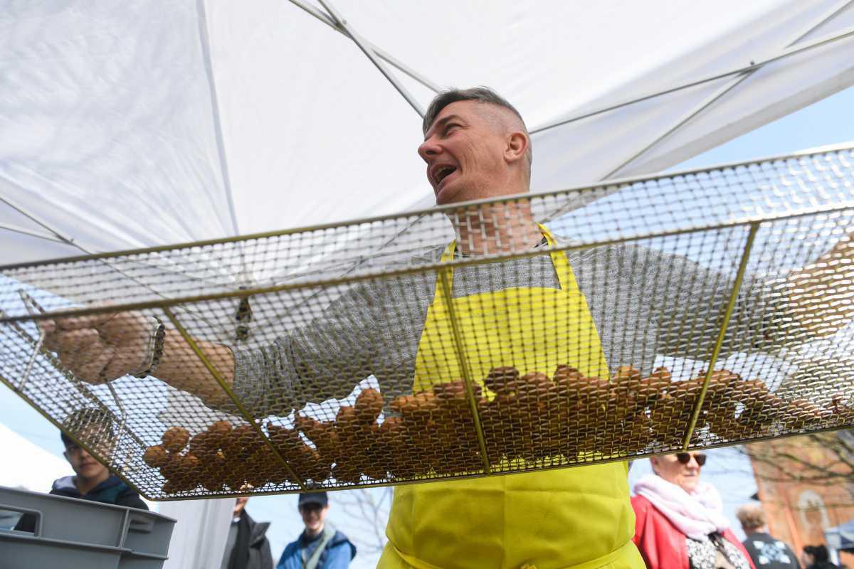 La Sagra di San Giuseppe: a Ligornetto torna il rito del falò che saluta la primavera La Sagra di San Giuseppe: a Ligornetto torna il rito del falò che saluta la primavera