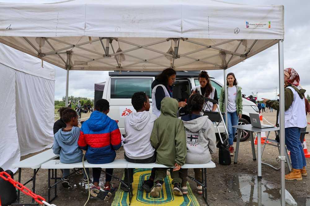 Dunkerque, Medici Senza Frontiere avvia un progetto sanitario per le donne migranti