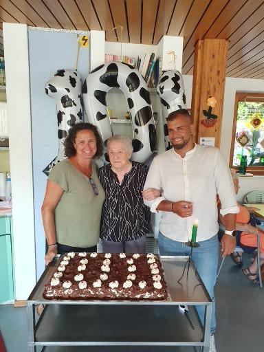 202 anni in due: Vacallo celebra due vite che sono patrimonio della comunità