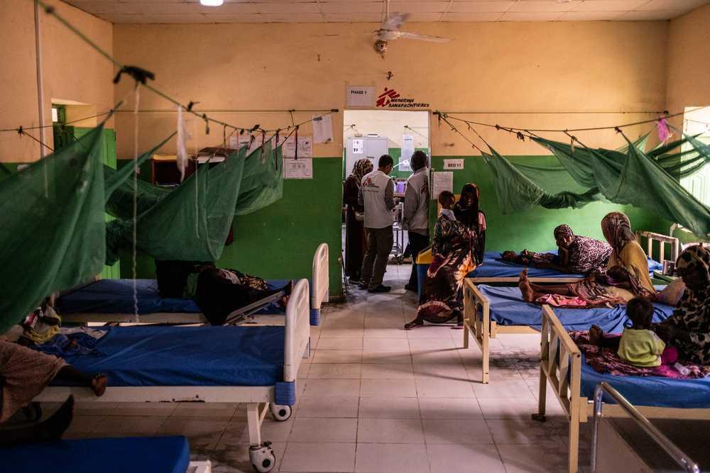 Sudan, i tagli agli aiuti svuotano la sanità: milioni di persone rischiano di restare senza cure