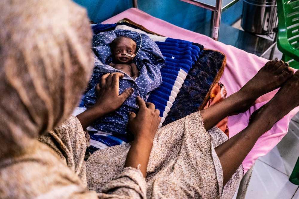 Sudan, i tagli agli aiuti svuotano la sanità: milioni di persone rischiano di restare senza cure