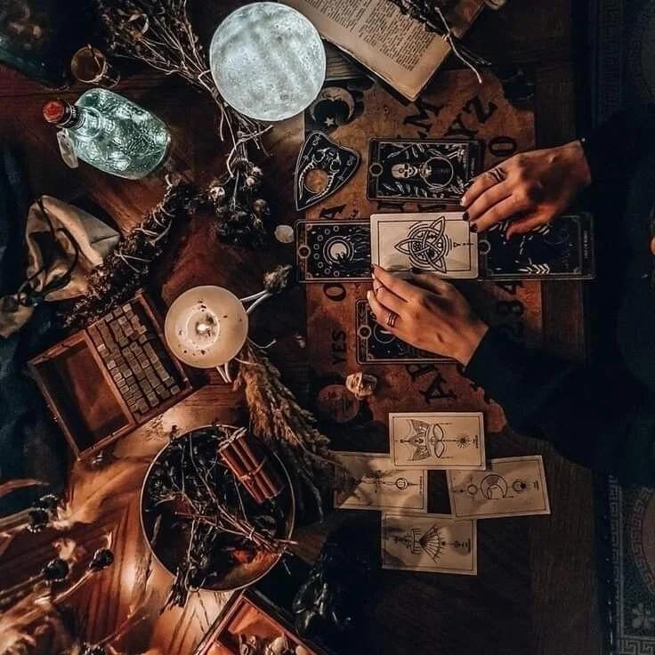 TAROT TAROT