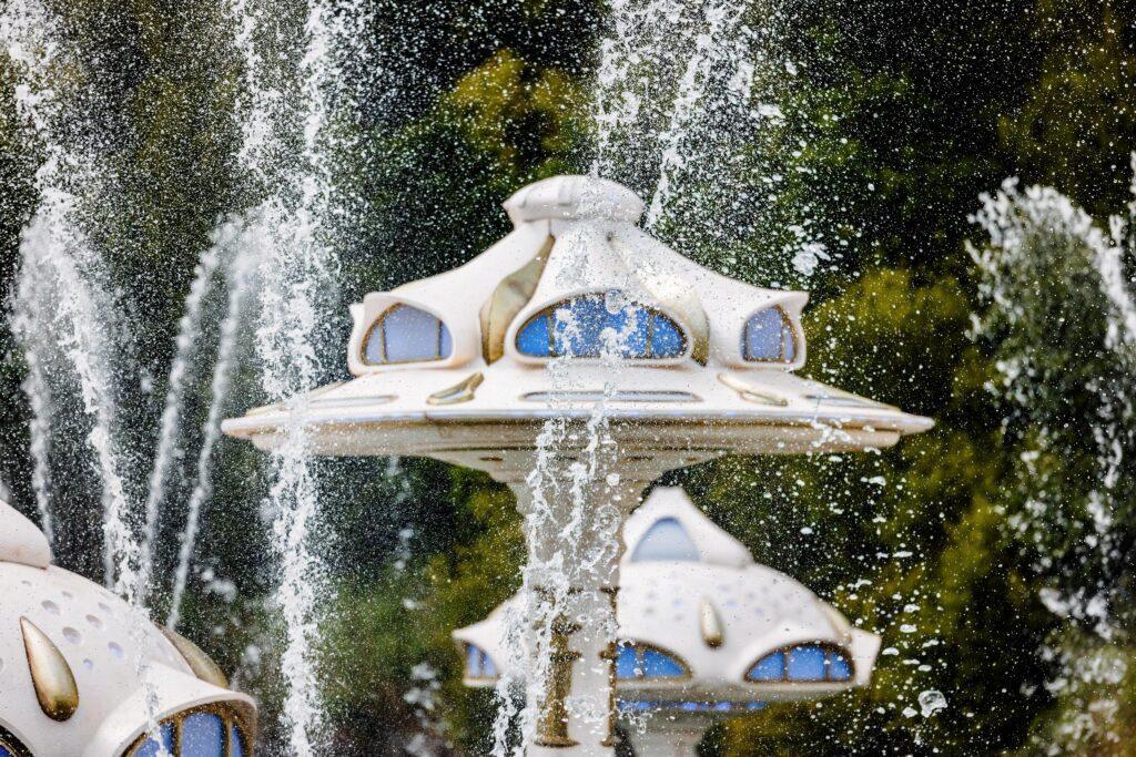 Tomorrowland 2025 – Tag 4: Drachen, Comics und eine Runde Nostalgie