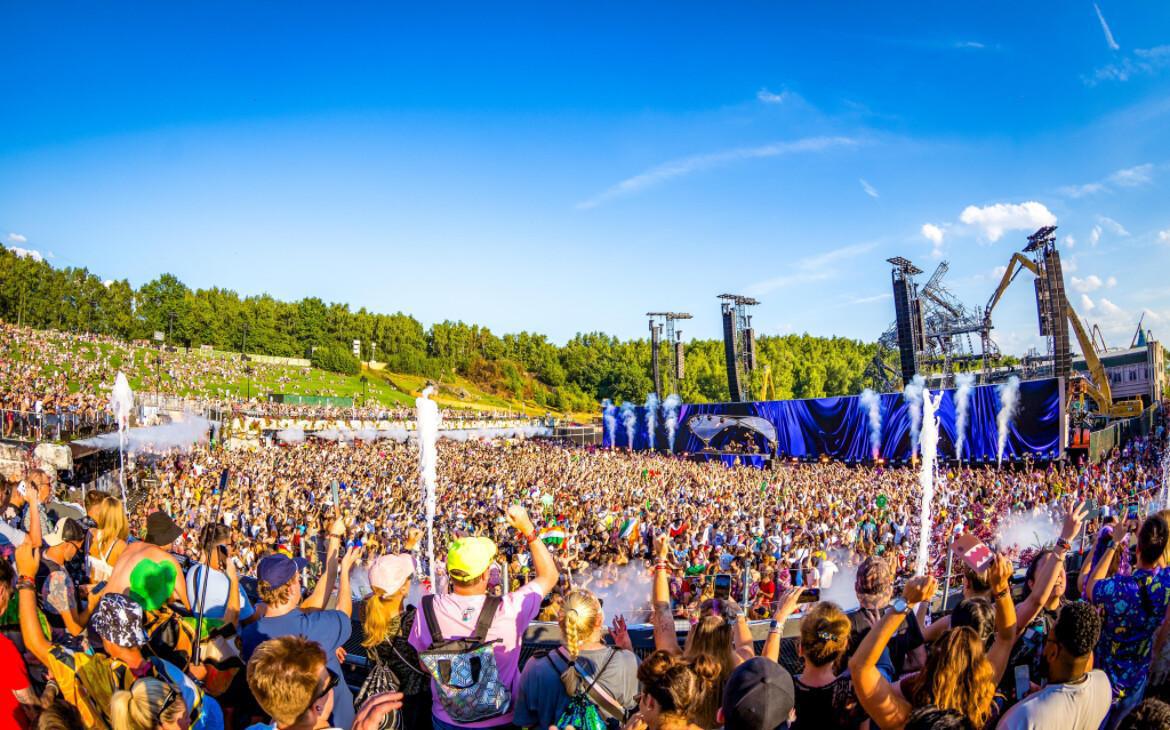 Tomorrowland 2025 – Tag 3: Zwischen Warten, Wahnsinn und Wunderbühne