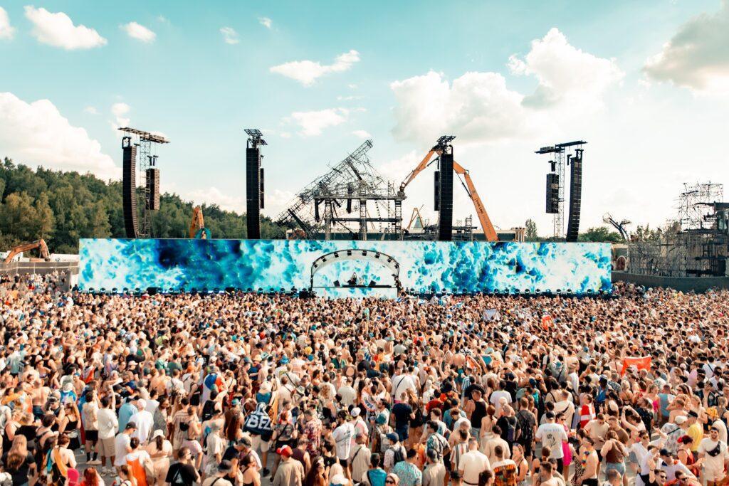 Tomorrowland 2025 – Tag 3: Zwischen Warten, Wahnsinn und Wunderbühne Tomorrowland 2025 – Tag 3: Zwischen Warten, Wahnsinn und Wunderbühne