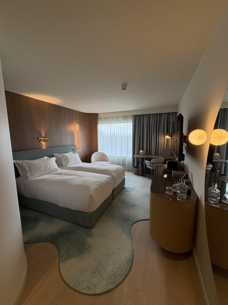 Tomorrowland 2025 – Tag 1: Anreise, Brüssel, und die Schocknachricht