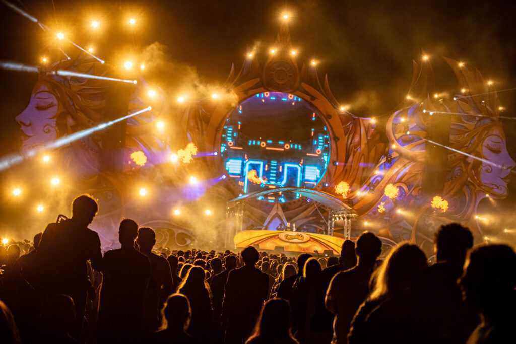 Unser Erlebnis beim Dreamfields Festival 2025 – Zwei Herzen, ein Beat Unser Erlebnis beim Dreamfields Festival 2025 – Zwei Herzen, ein Beat