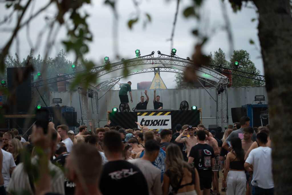 Unser Erlebnis beim Dreamfields Festival 2025 – Zwei Herzen, ein Beat