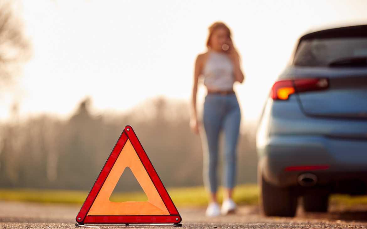 Panne nach dem Festival? Diese Dinge solltest du immer im Auto haben! Panne nach dem Festival? Diese Dinge solltest du immer im Auto haben!