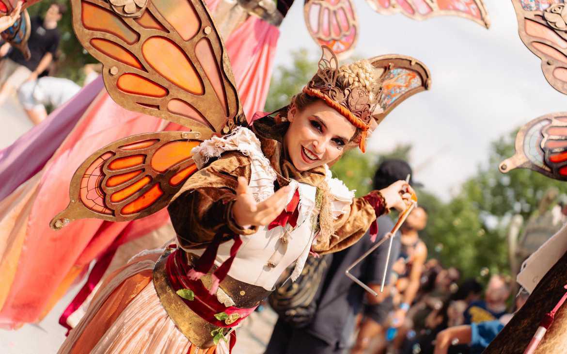 Tomorrowland betritt die Welt der Fantasy-Literatur Tomorrowland betritt die Welt der Fantasy-Literatur