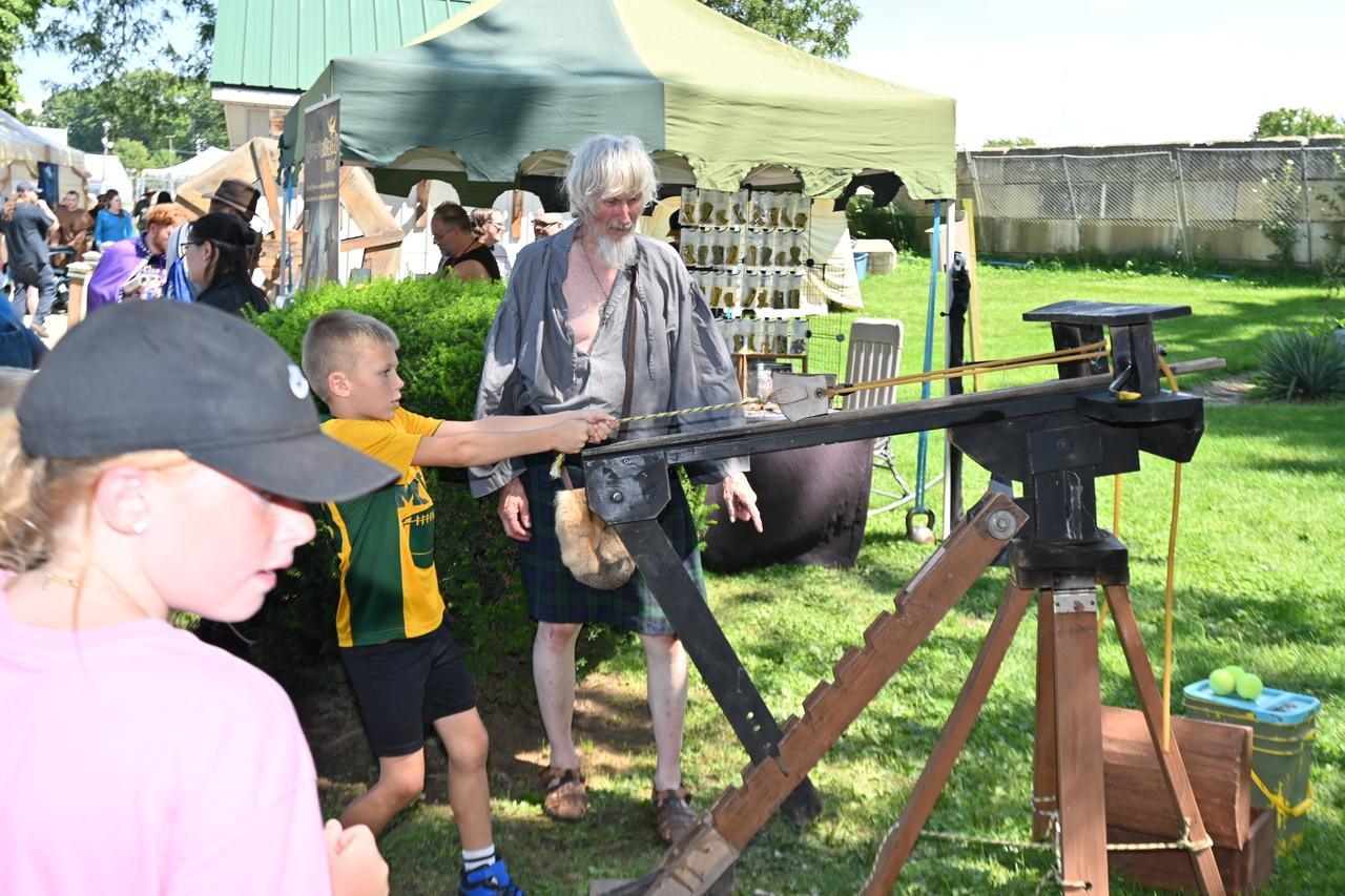 MacDudley Dragon Games