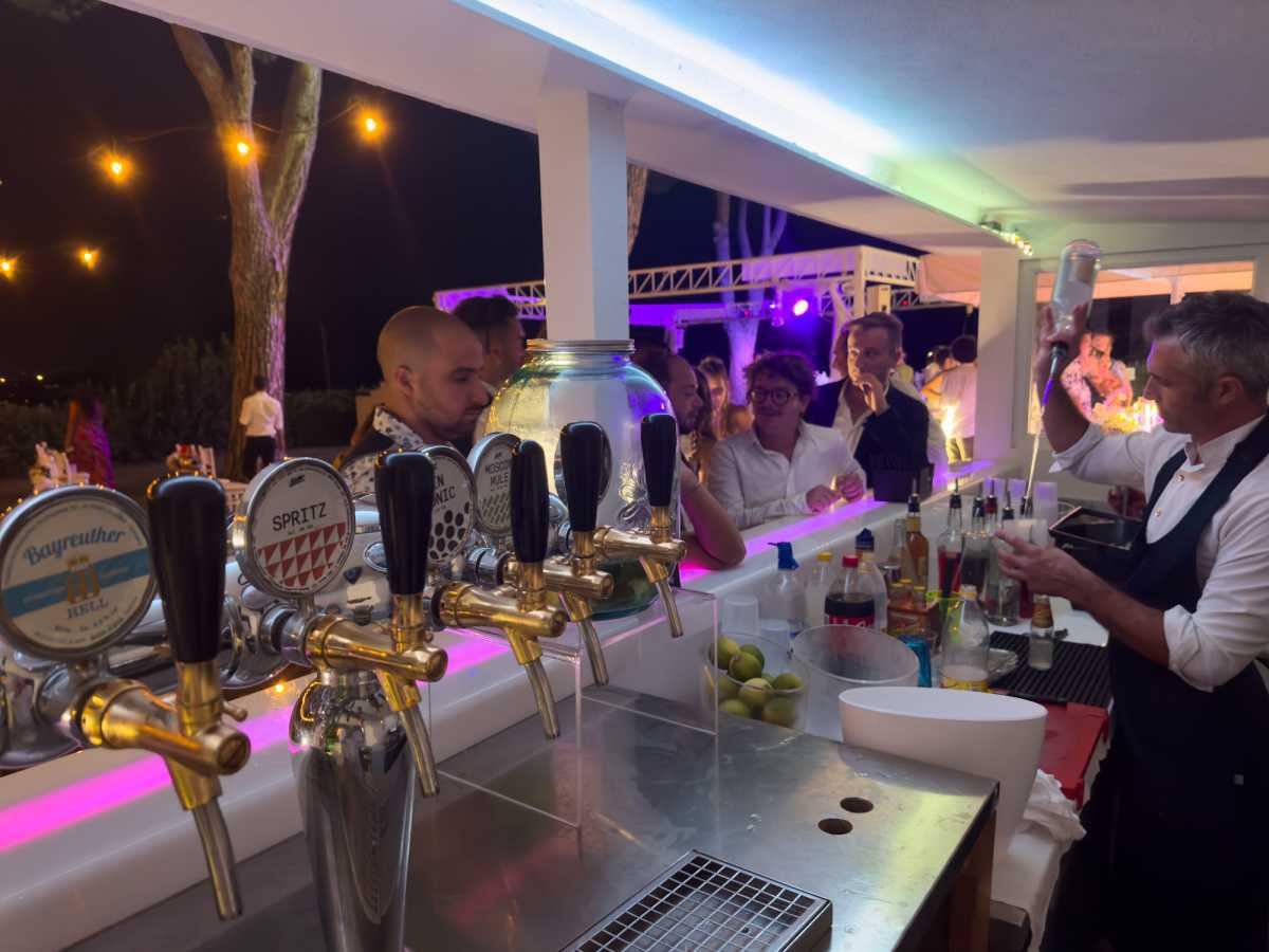 Open bar e discoteca 