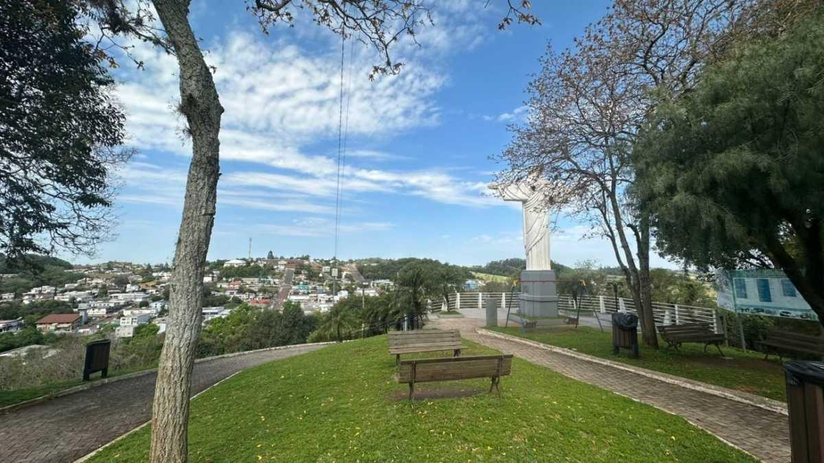 Morro do Cristo | Descanso - SC Morro do Cristo | Descanso - SC